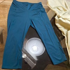 Size Large All in motion workout leggings